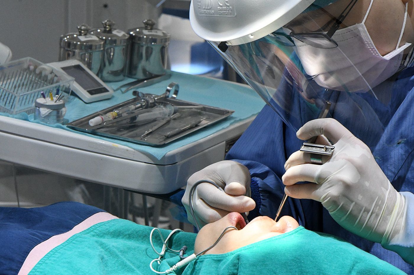 為什麼選擇小型牙醫診所更安心